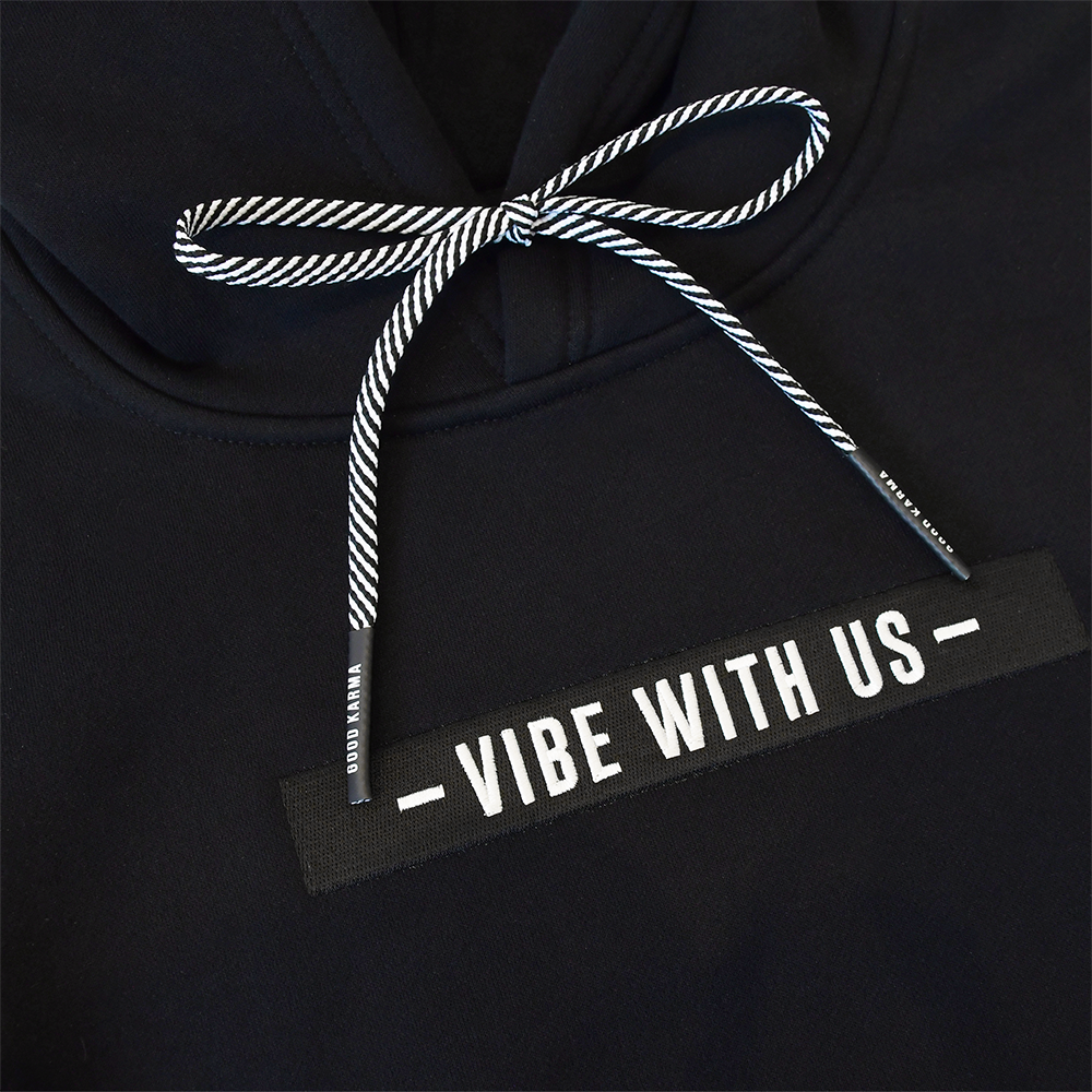 VIBE WITE US HOODIE