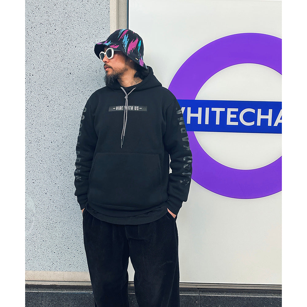 VIBE WITE US HOODIE
